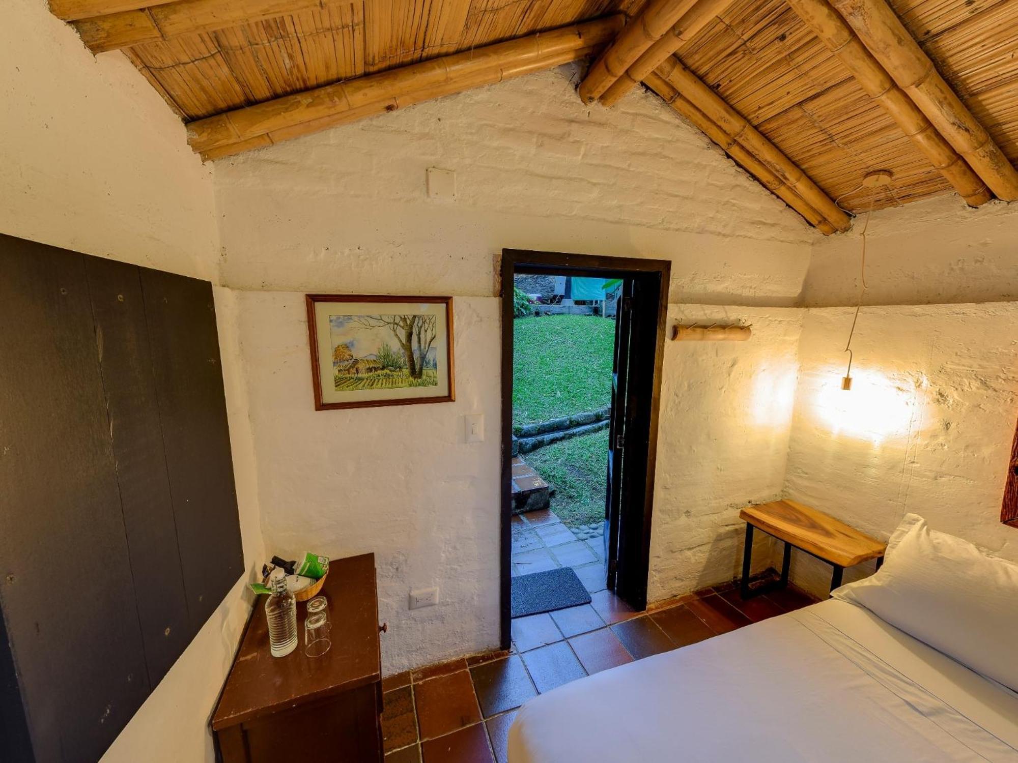 Eco Hotel Hacienda El Diamante Буга Номер фото